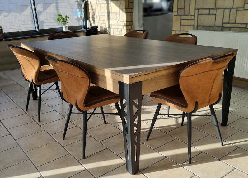 Table de billard industriel convertible, modèle Eiffel en bois avec pieds métalliques.